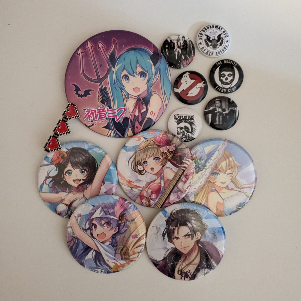 White Cat Project, Hatsune Miku, Random Button Pin Lot
